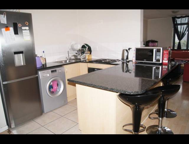 2 BEDROOM PROPERTY TO RENT IN WOODSTOCK